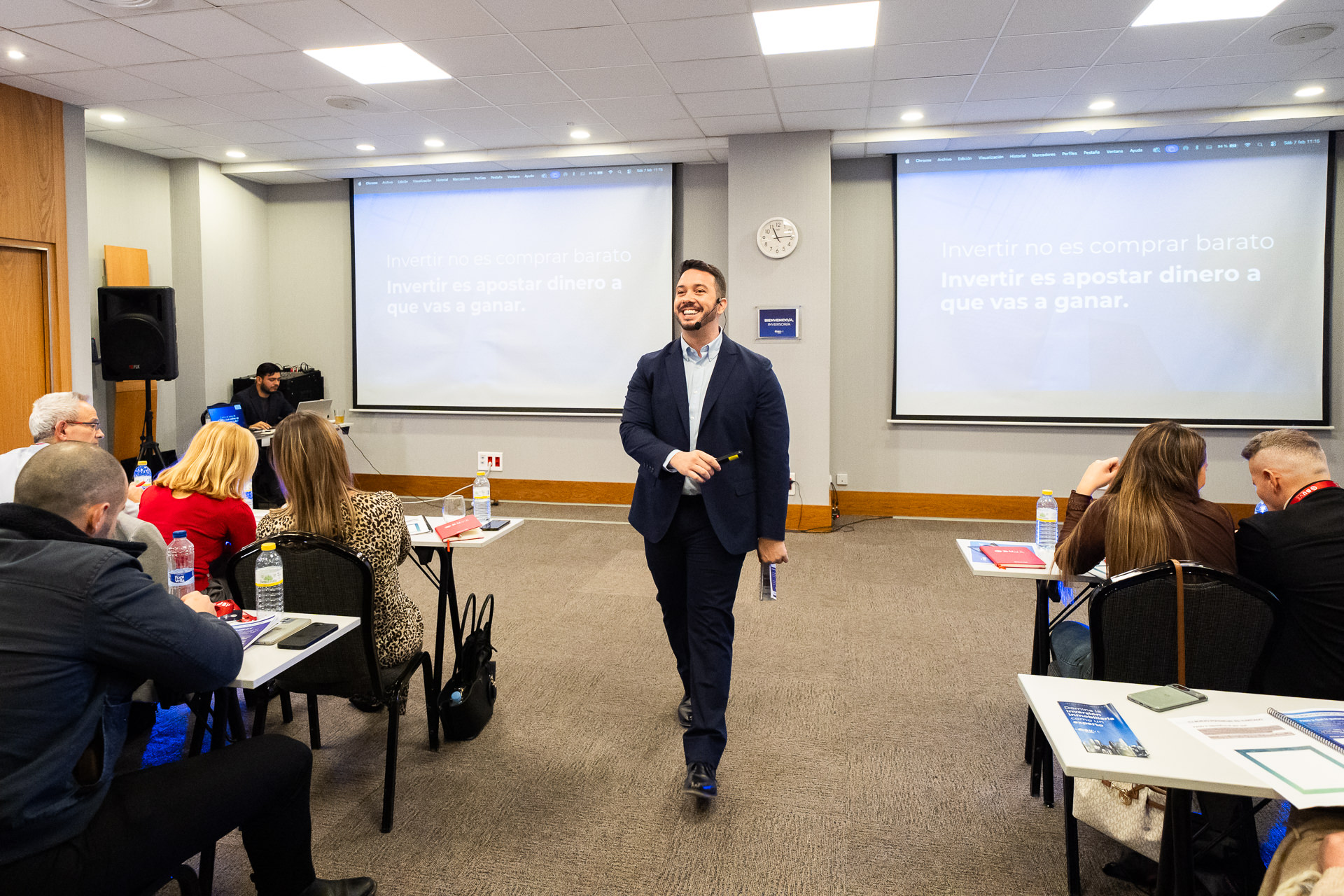 ILIMITADO Málaga - Ponente en escenario